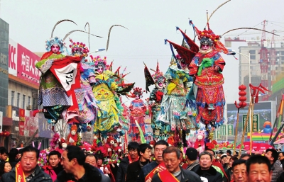 最后一个庙会,也是民俗文化的集中体现,在2007年被评为"河南民俗经典"