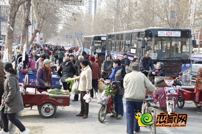 新乡最大的小商品批发市场（新乡都有哪些批发市场）-第1张图片-潮百科